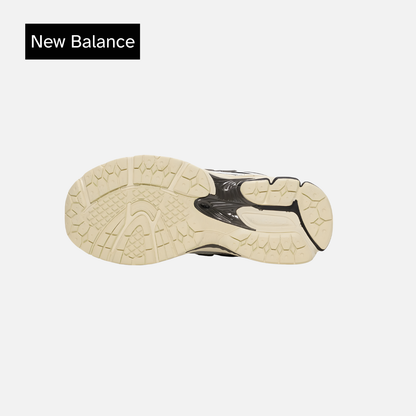 New Balance 1906 Big Kid 'White Black Silver'