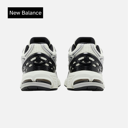 New Balance 1906R Big Kid 'Silver Metallic Black'