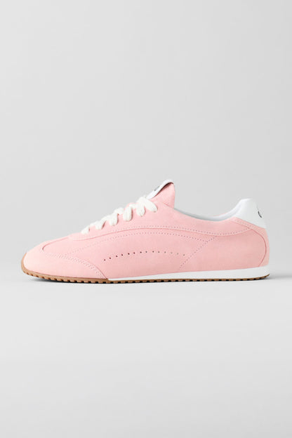 ALO Sunset Sneaker (Unisex) - Sundrenched Pink
