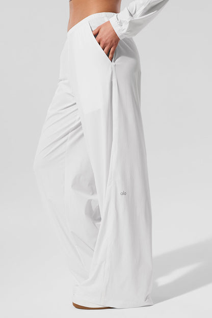 AloBreezy Wide Leg Pant (Long) - White