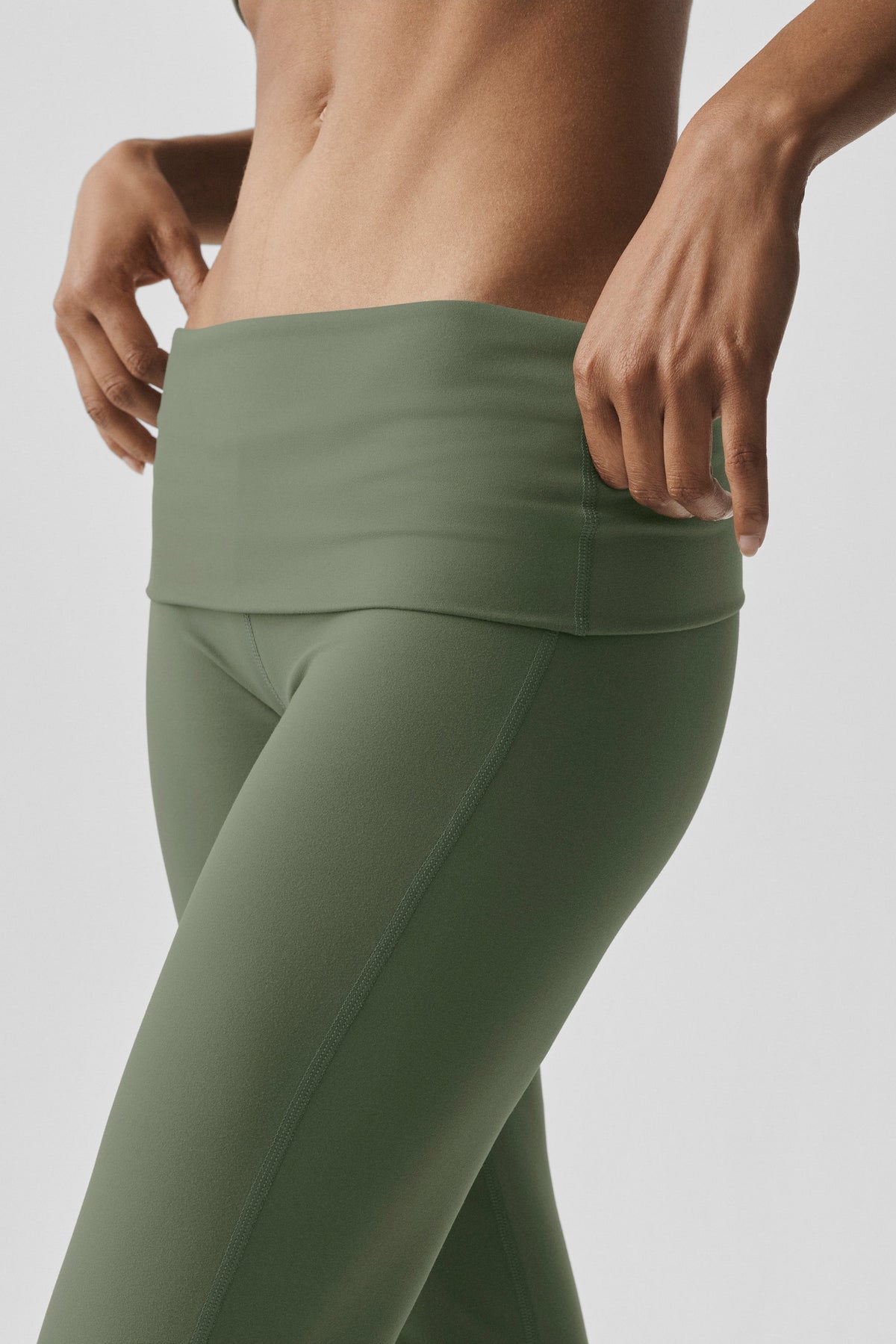 ALO Softsculpt Foldover Flare Legging (Regular) - Bamboo Green